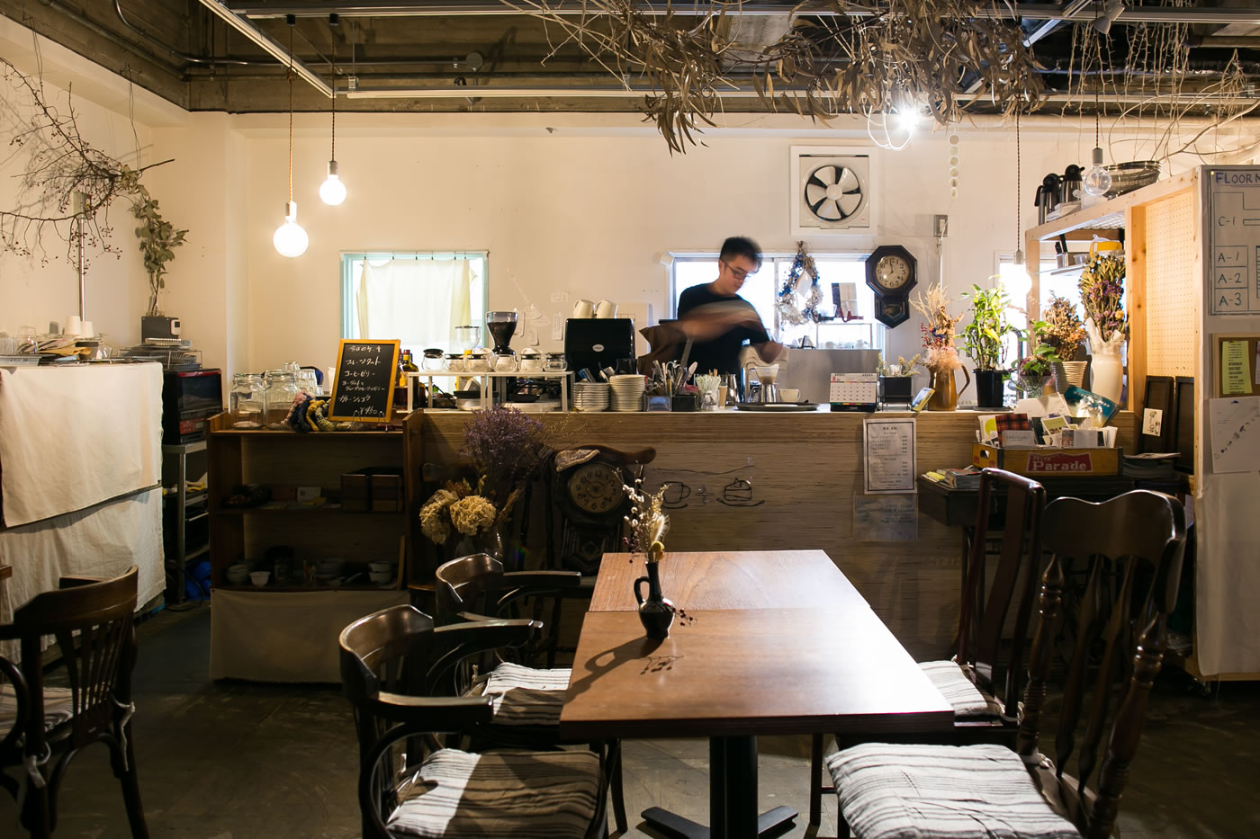 星時　店内風景